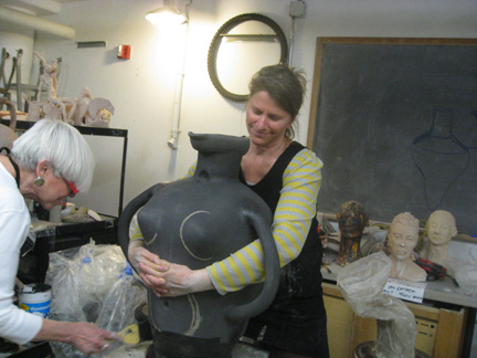 Amphorae and the Figure Workshop with Allison Newsome